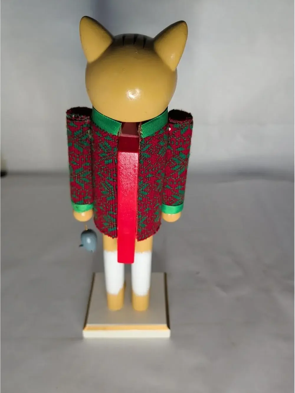 2017 Christmas Cat Sweater Holding Mouse Wooden Nutcracker  Threshold 12